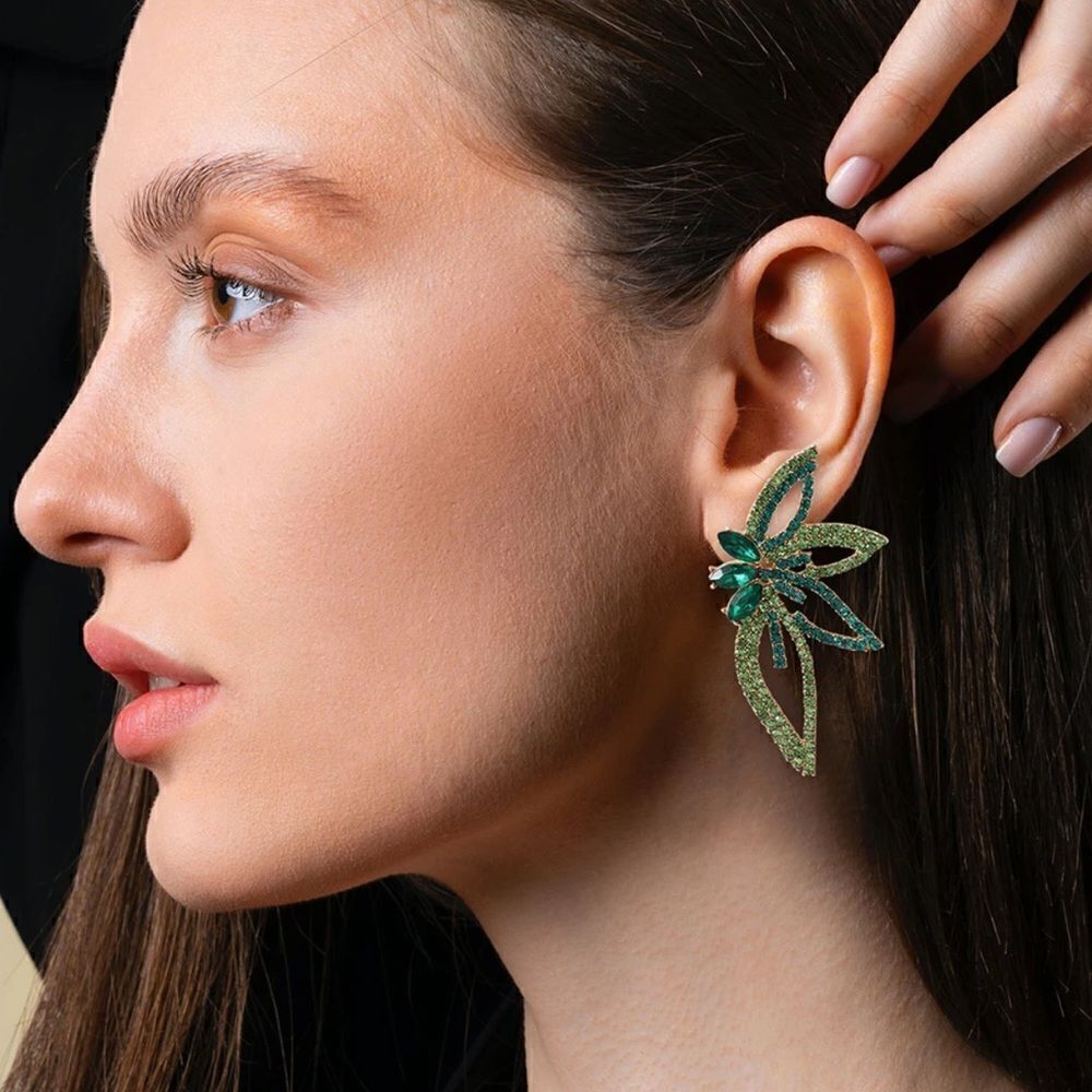 Green diamond flower earrings N278
